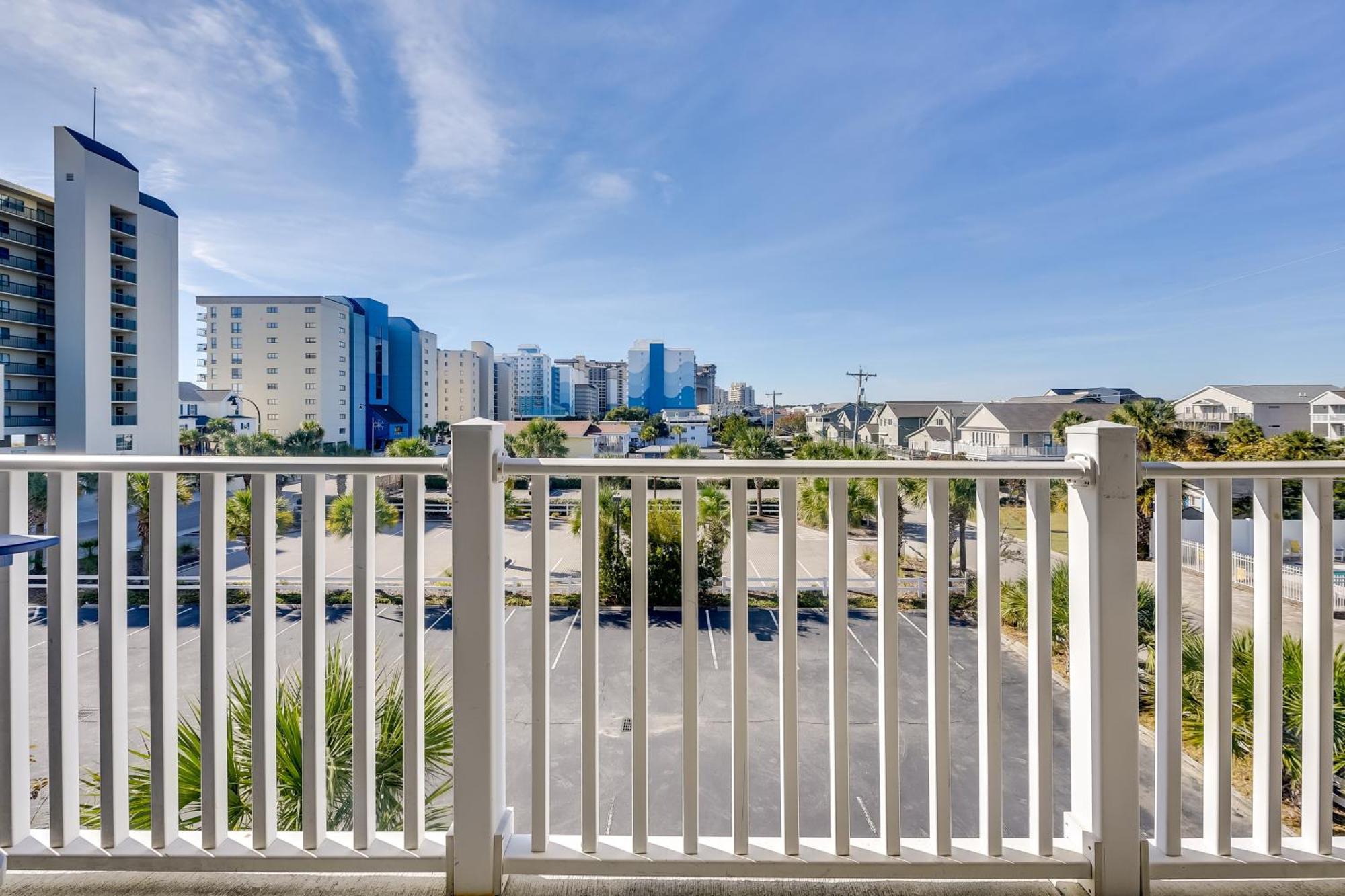 Roomy North Myrtle Beach Condo, Walk To Beach Exterior foto