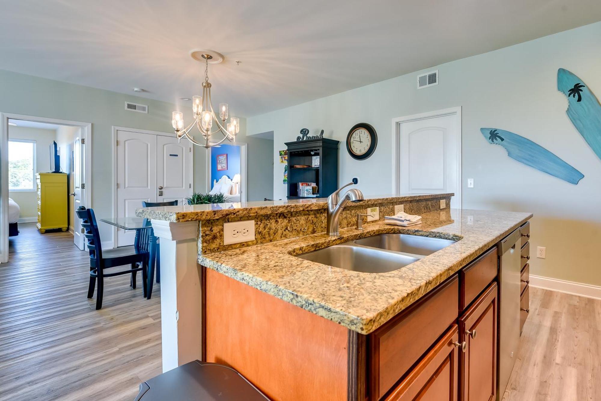 Roomy North Myrtle Beach Condo, Walk To Beach Exterior foto